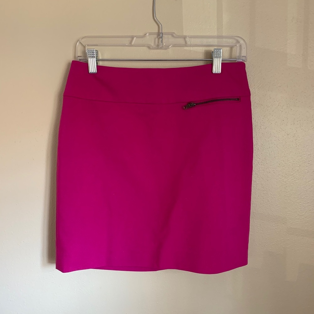 Ann Taylor Petite Pencil Skirt Pink size 2